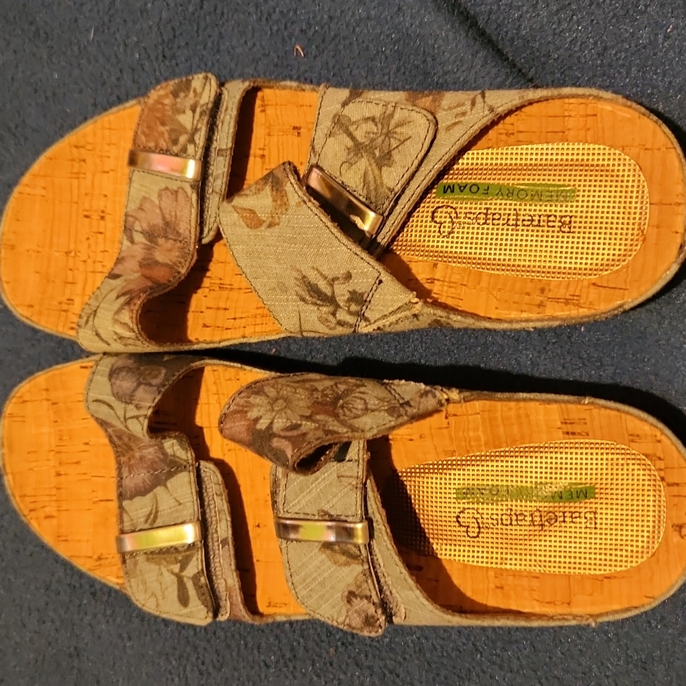 Baretraps  sandals